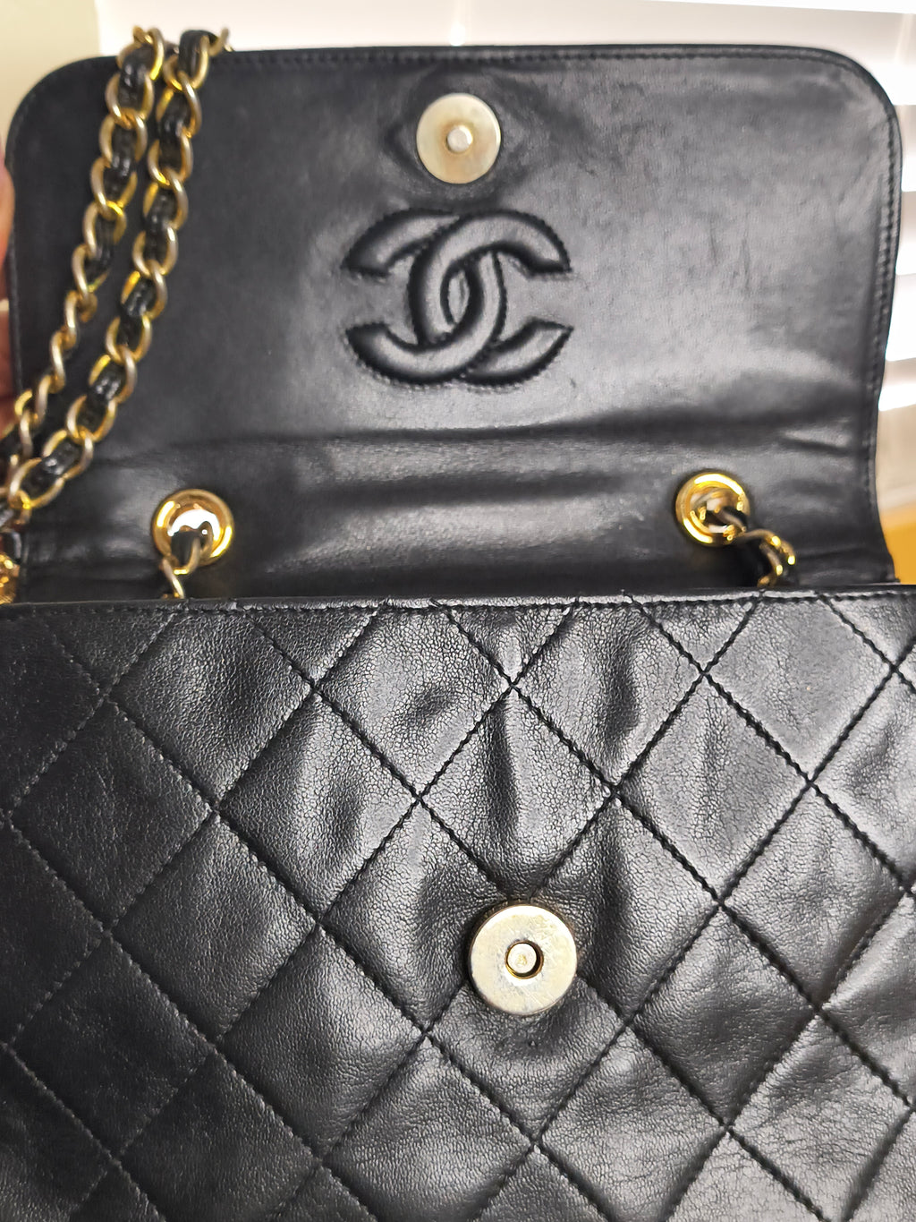 Chanel Quilted Lambskin Shoulder Bag with Maltese Fringe— Black Lambskin