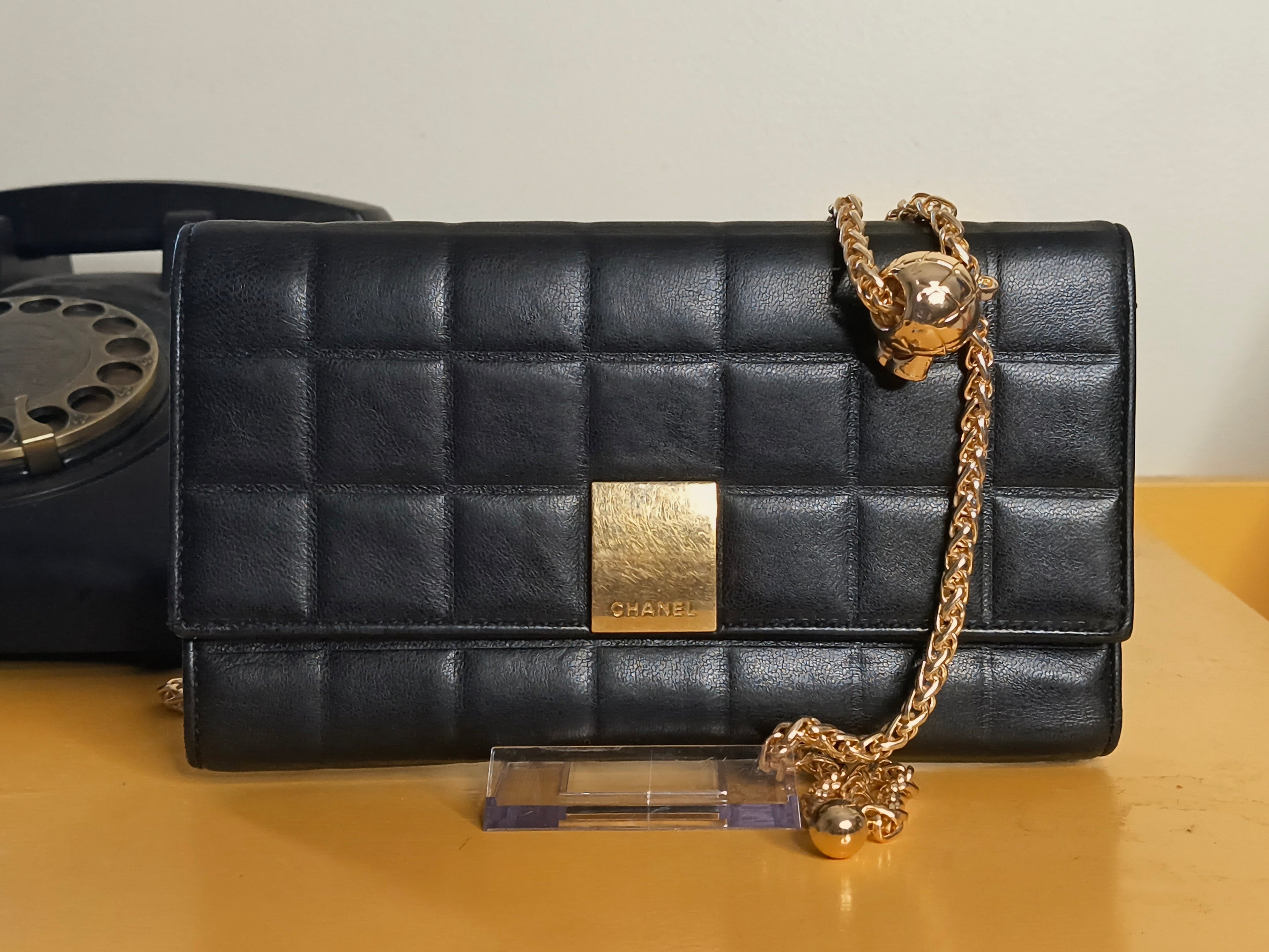 CHANEL Chocolate Bar Wallet on Chain (WOC) – Black Lambskin| Gold Hardware